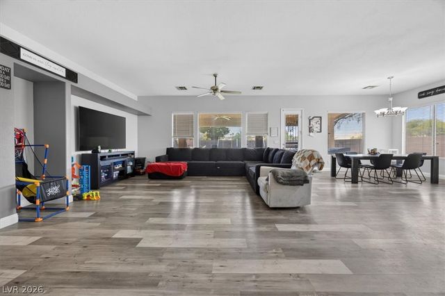 7116 Painted Paradise Street, Las Vegas, NV 89131