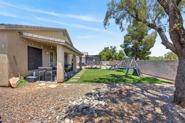 7116 Painted Paradise Street, Las Vegas, NV 89131