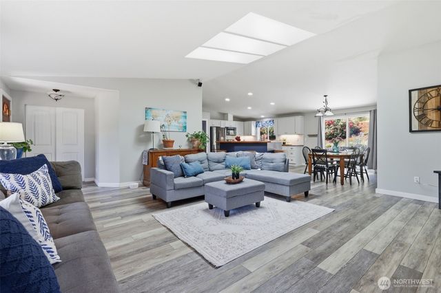 31112 NE 75TH Place, La Center, WA 98629