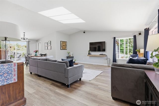 31112 NE 75TH Place, La Center, WA 98629