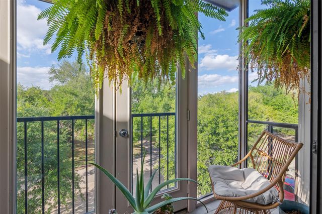 2425 Underwood Street 360, Houston, TX 77030