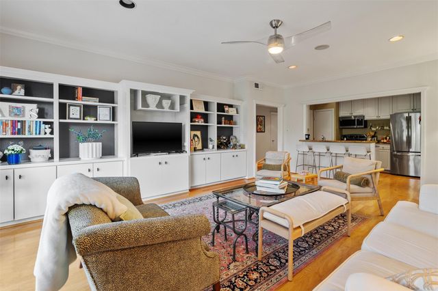 2425 Underwood Street 360, Houston, TX 77030