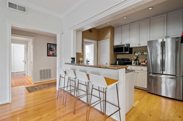 2425 Underwood Street 360, Houston, TX 77030