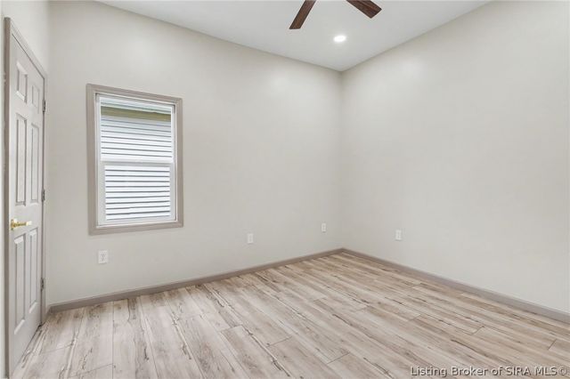 1022 S Virginia Avenue, Clarksville, IN 47129