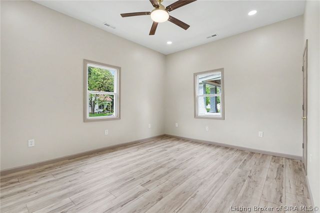 1022 S Virginia Avenue, Clarksville, IN 47129