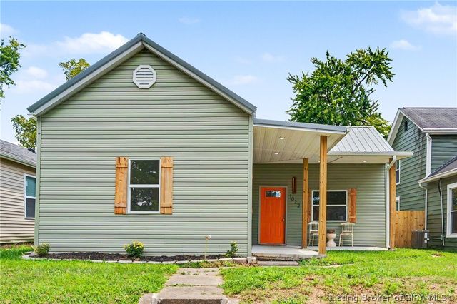 1022 S Virginia Avenue, Clarksville, IN 47129
