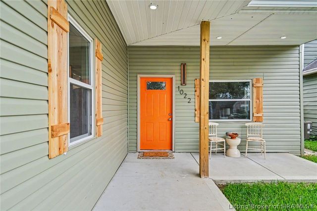 1022 S Virginia Avenue, Clarksville, IN 47129