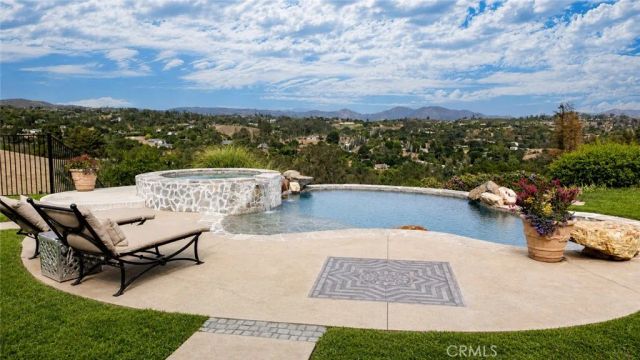 2278 Lindsey Court, Fallbrook, CA 92028