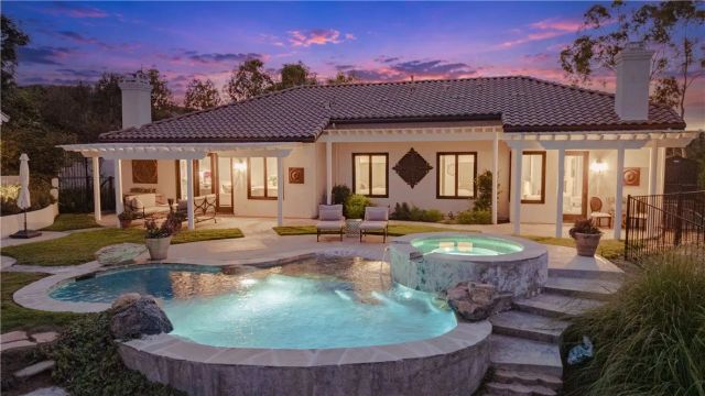 2278 Lindsey Court, Fallbrook, CA 92028