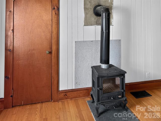 683 McDaniel Road, Lake Lure, NC 28746
