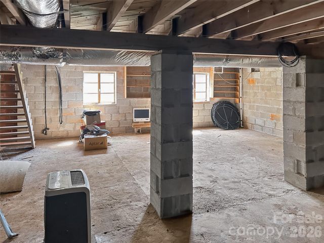 683 McDaniel Road, Lake Lure, NC 28746