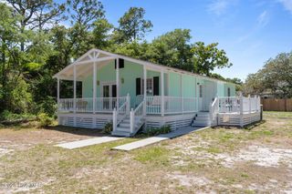 109 NE 17th Street, Oak Island, NC 28465