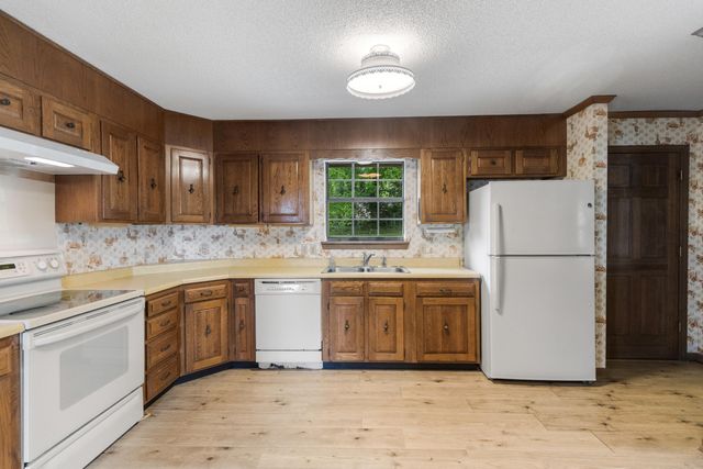 9501 Heathwood Drive, Collegedale, TN 37363