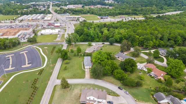 9501 Heathwood Drive, Collegedale, TN 37363