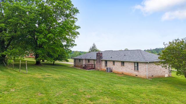 9501 Heathwood Drive, Collegedale, TN 37363