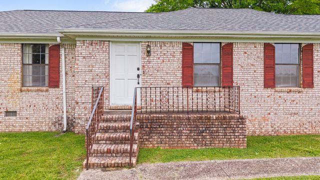9501 Heathwood Drive, Collegedale, TN 37363