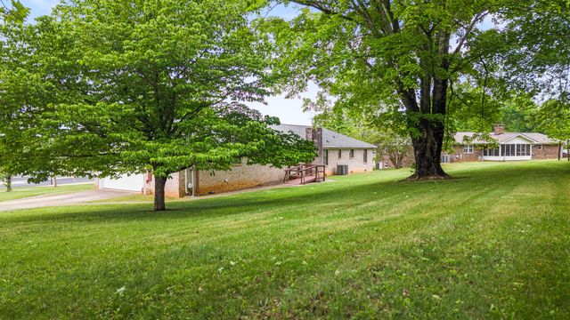 9501 Heathwood Drive, Collegedale, TN 37363