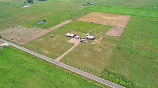 2290 Brooks Lane, Sadler, TX 76264