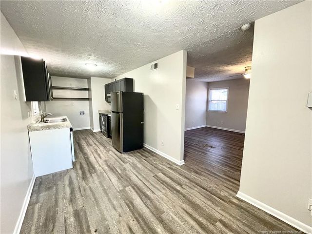 3617 Metric Drive, Hope Mills, NC 28348