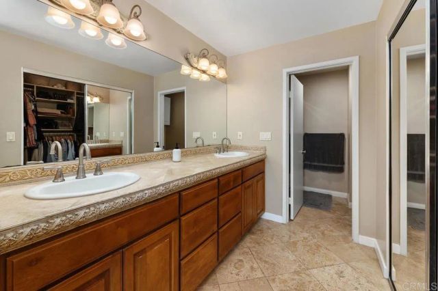 6547 Caminito Catalan, La Jolla, CA 92037