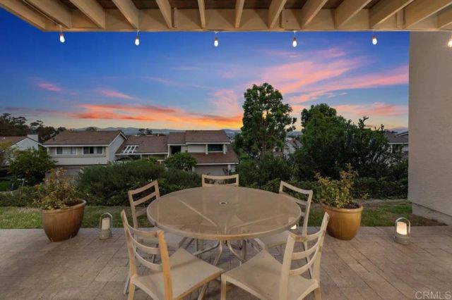 6547 Caminito Catalan, La Jolla, CA 92037