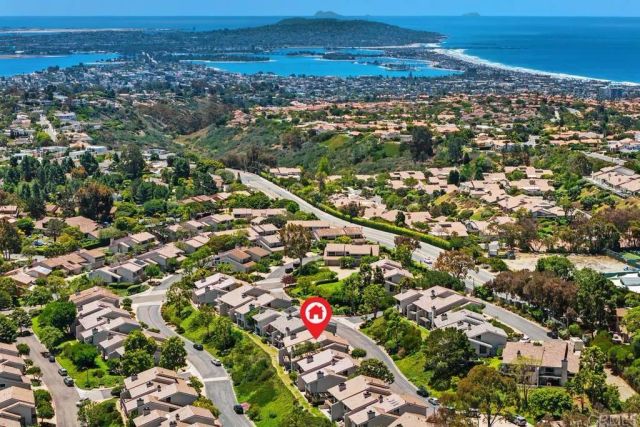 6547 Caminito Catalan, La Jolla, CA 92037