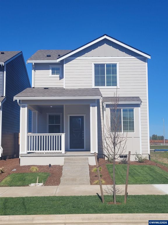 1145 Parkside Av, Woodburn, OR 97071