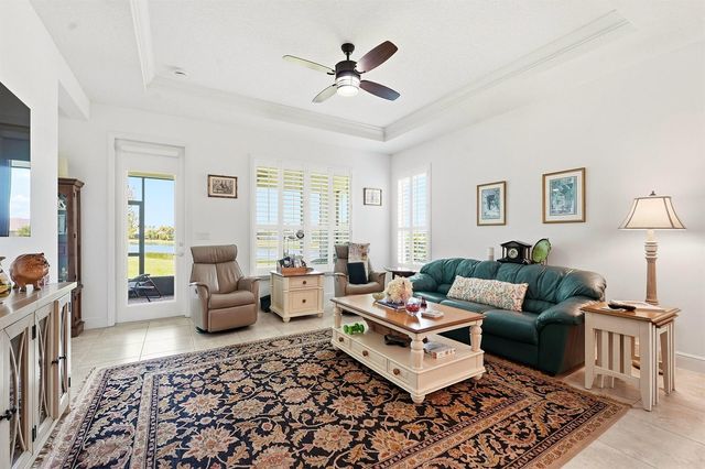 10375 SW Indian Lilac Trail, Port St. Lucie, FL 34987