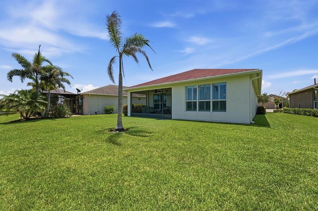 10375 SW Indian Lilac Trail, Port St. Lucie, FL 34987