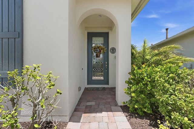 10375 SW Indian Lilac Trail, Port St. Lucie, FL 34987