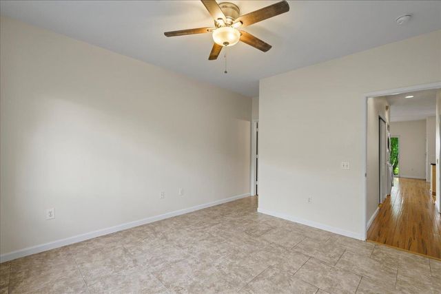 15 Kiohuohu Ln Apt 2, Lahaina, HI 96761