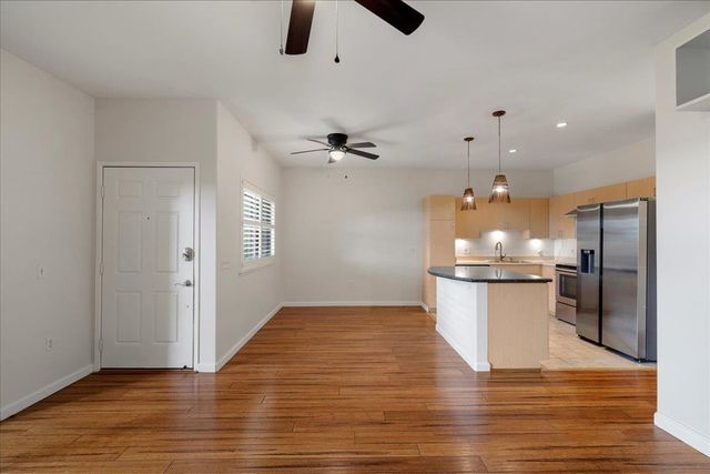 15 Kiohuohu Ln Apt 2, Lahaina, HI 96761