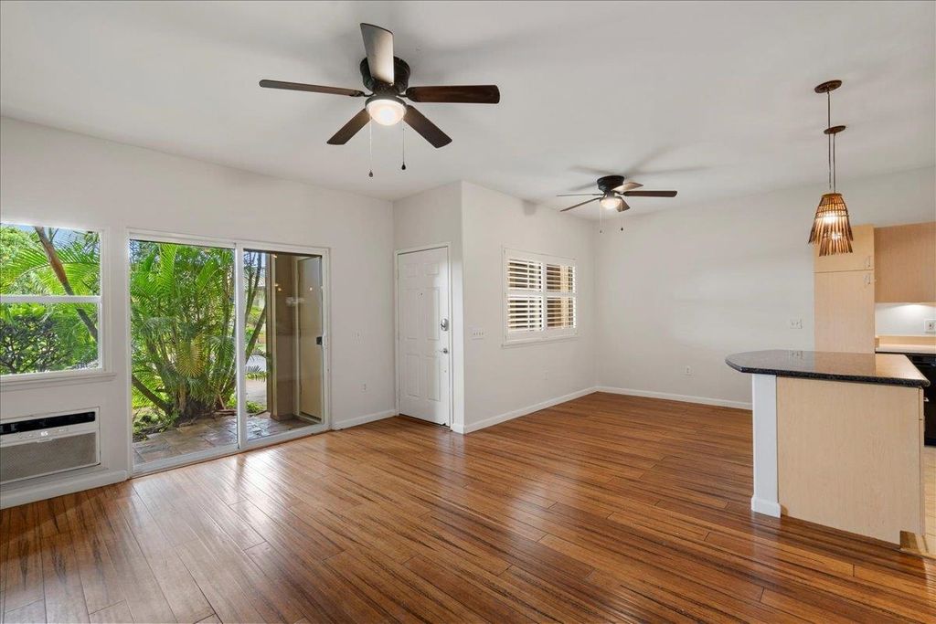 15 Kiohuohu Ln Apt 2, Lahaina, HI 96761