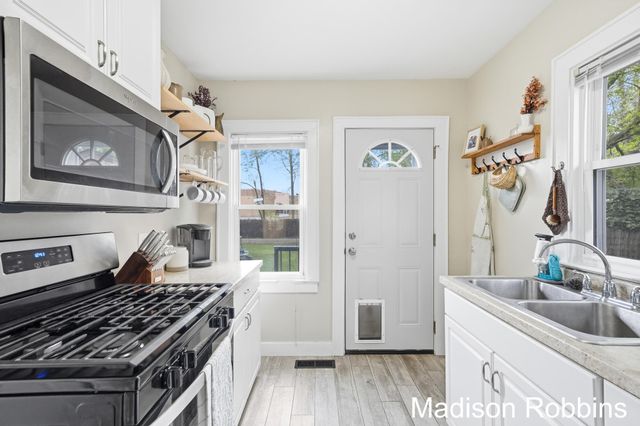 142 Meerse Street SE, Grand Rapids, MI 49507