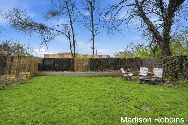 142 Meerse Street SE, Grand Rapids, MI 49507