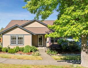 1813 Palisade Boulevard, Dupont, WA 98327