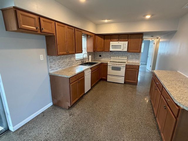 6017 43RD AVENUE N, St Petersburg, FL 33709