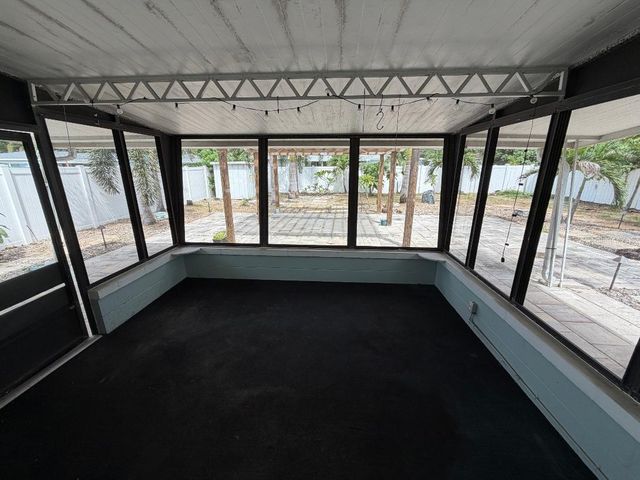 6017 43RD AVENUE N, St Petersburg, FL 33709