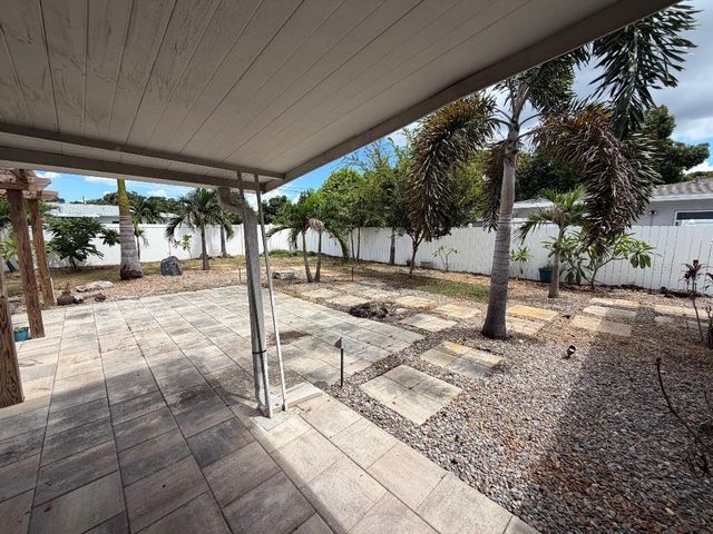 6017 43RD AVENUE N, St Petersburg, FL 33709