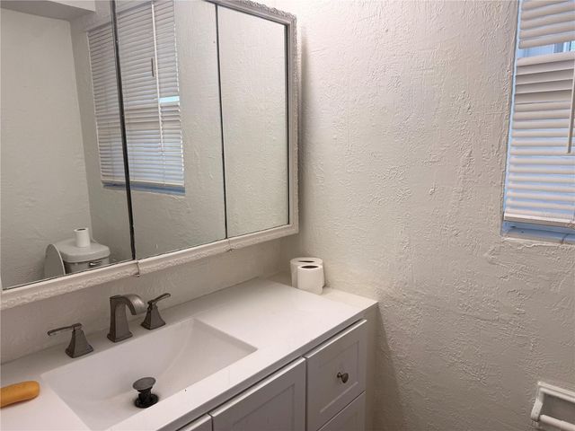 318 DILLON CIRCLE, Orlando, FL 32822