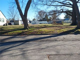 2204 Grant St, Hopewell, VA 23860