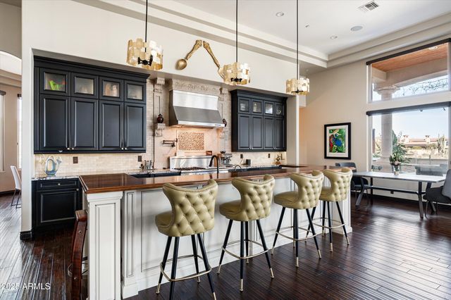 10638 E HEDGEHOG Place, Scottsdale, AZ 85262