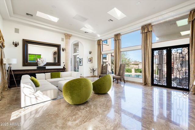 10638 E HEDGEHOG Place, Scottsdale, AZ 85262