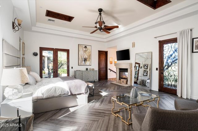 10638 E HEDGEHOG Place, Scottsdale, AZ 85262