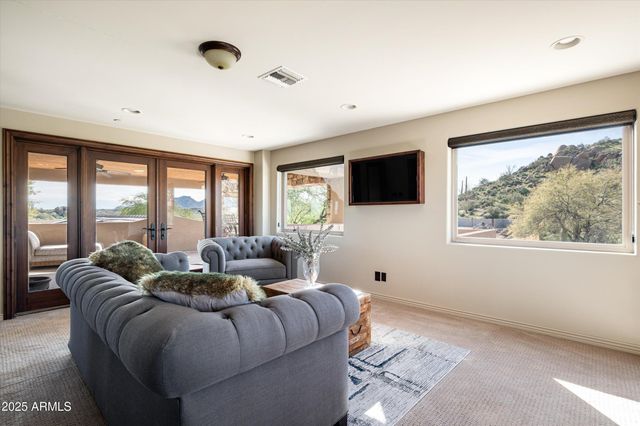 10638 E HEDGEHOG Place, Scottsdale, AZ 85262