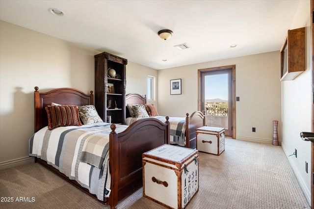 10638 E HEDGEHOG Place, Scottsdale, AZ 85262