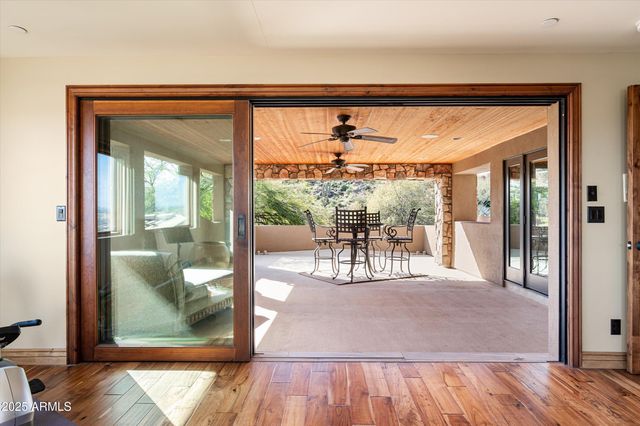 10638 E HEDGEHOG Place, Scottsdale, AZ 85262