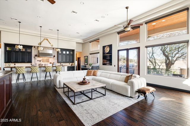 10638 E HEDGEHOG Place, Scottsdale, AZ 85262