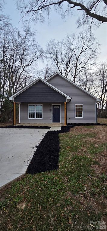 513 Lincolnton Road, Salisbury, NC 28144