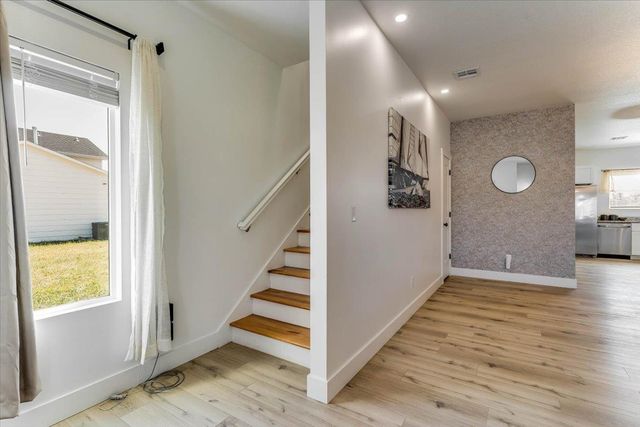 113 S Sycamore, Valley Center, KS 67147